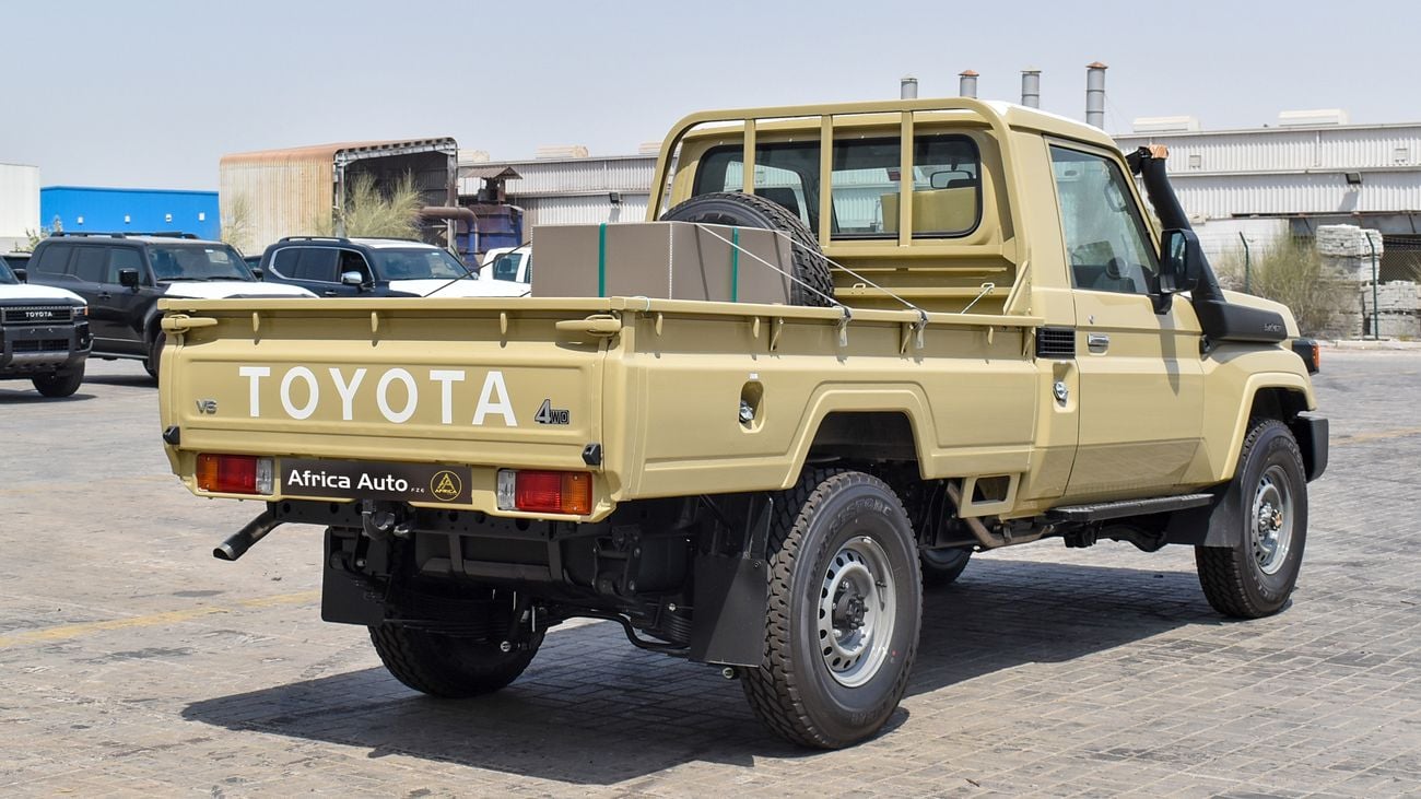 Toyota Land Cruiser Pick Up SC 4.0L V6 YM 2024 (EXPORT ONLY)