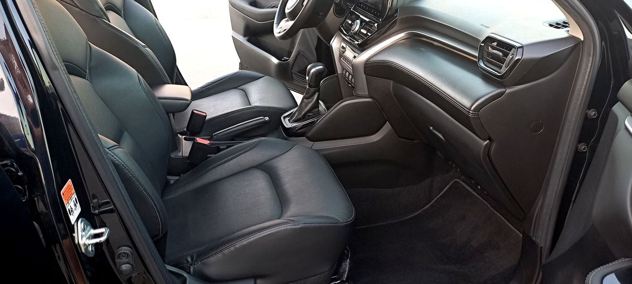 Suzuki Grand Vitara TOP OPTION 2024 GCC (ACCIDENT FREE ORIGINAL PAINT PERFECT CONDITION)