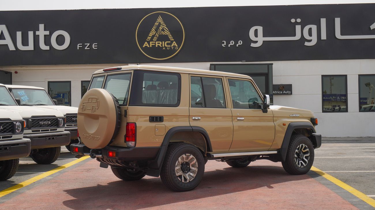 Toyota Land Cruiser 70 LX 4.0L V6 A/T