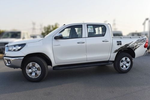 تويوتا هيلوكس 2022 MODEL: TOYOTA HILUX 2.4L 4x4 M/T STD,  CHROME BUMP, 5 STR