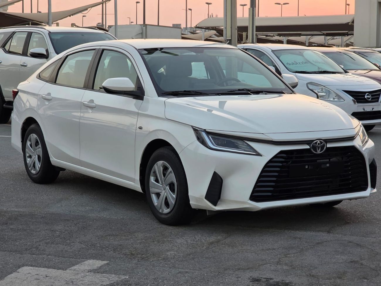 Toyota Yaris E