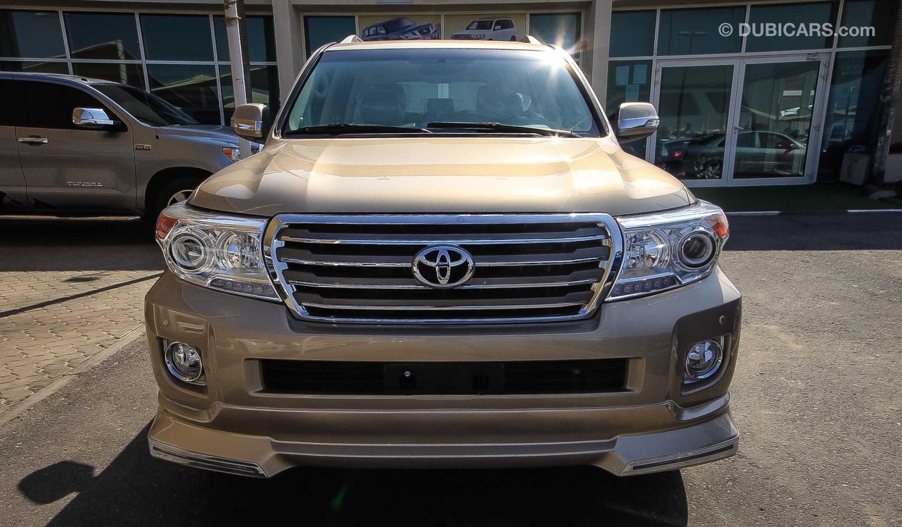 Toyota Land Cruiser VXR V8 5.7