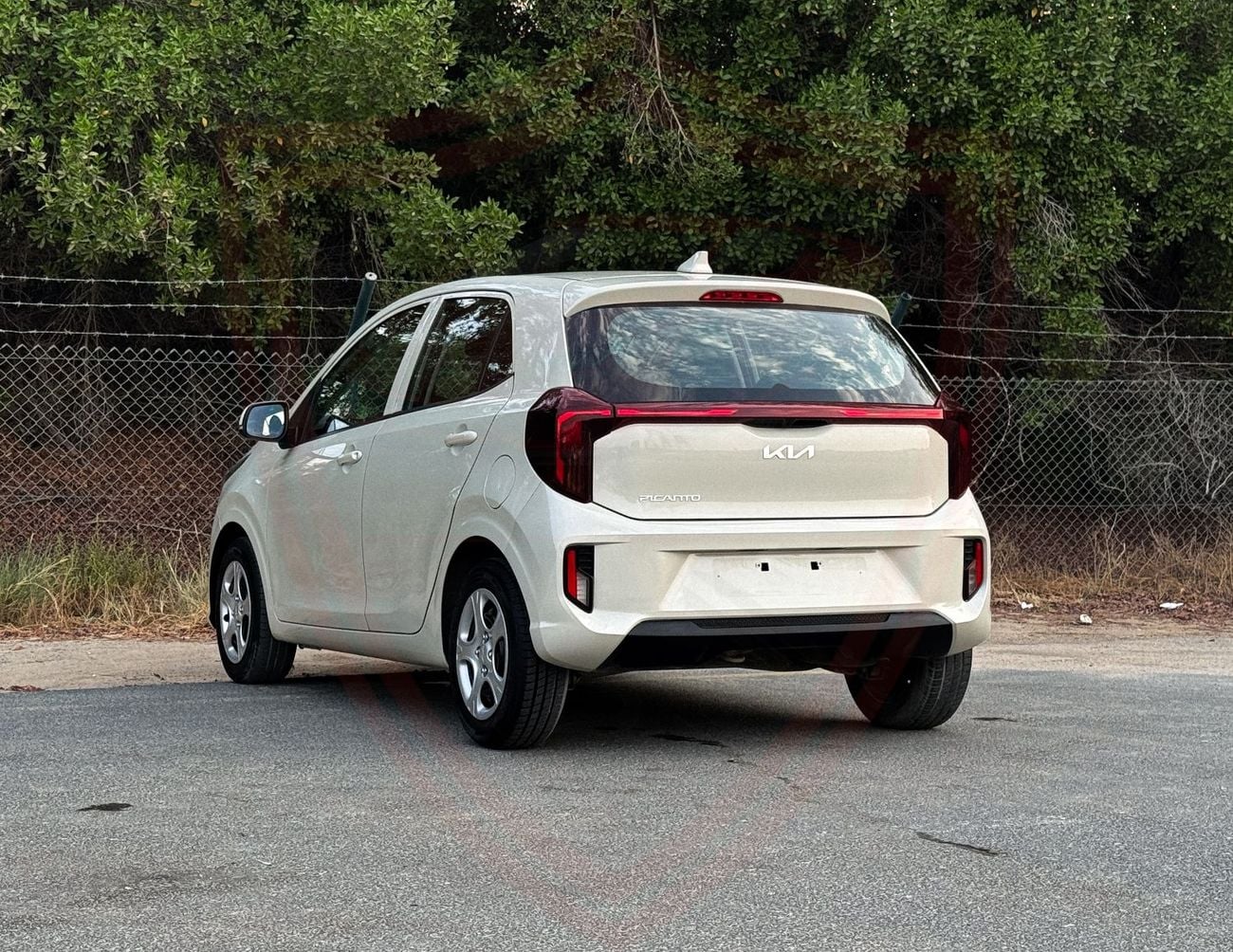 Kia Picanto LX Kia Picanto |  1.2 L | 2024 | GCC | Accident-Free |  In Excellent Condition | 613 P.M
