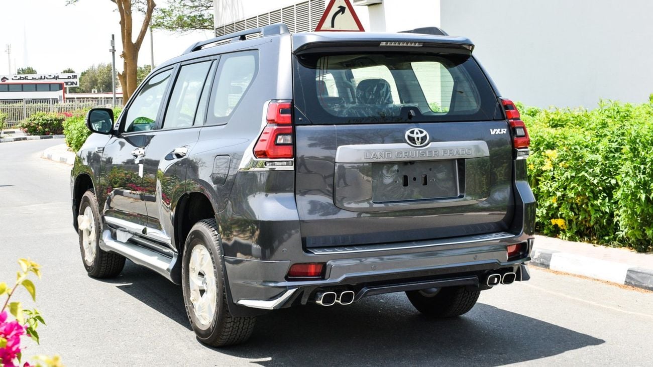 تويوتا برادو VXR 2.7L V4 Petrol