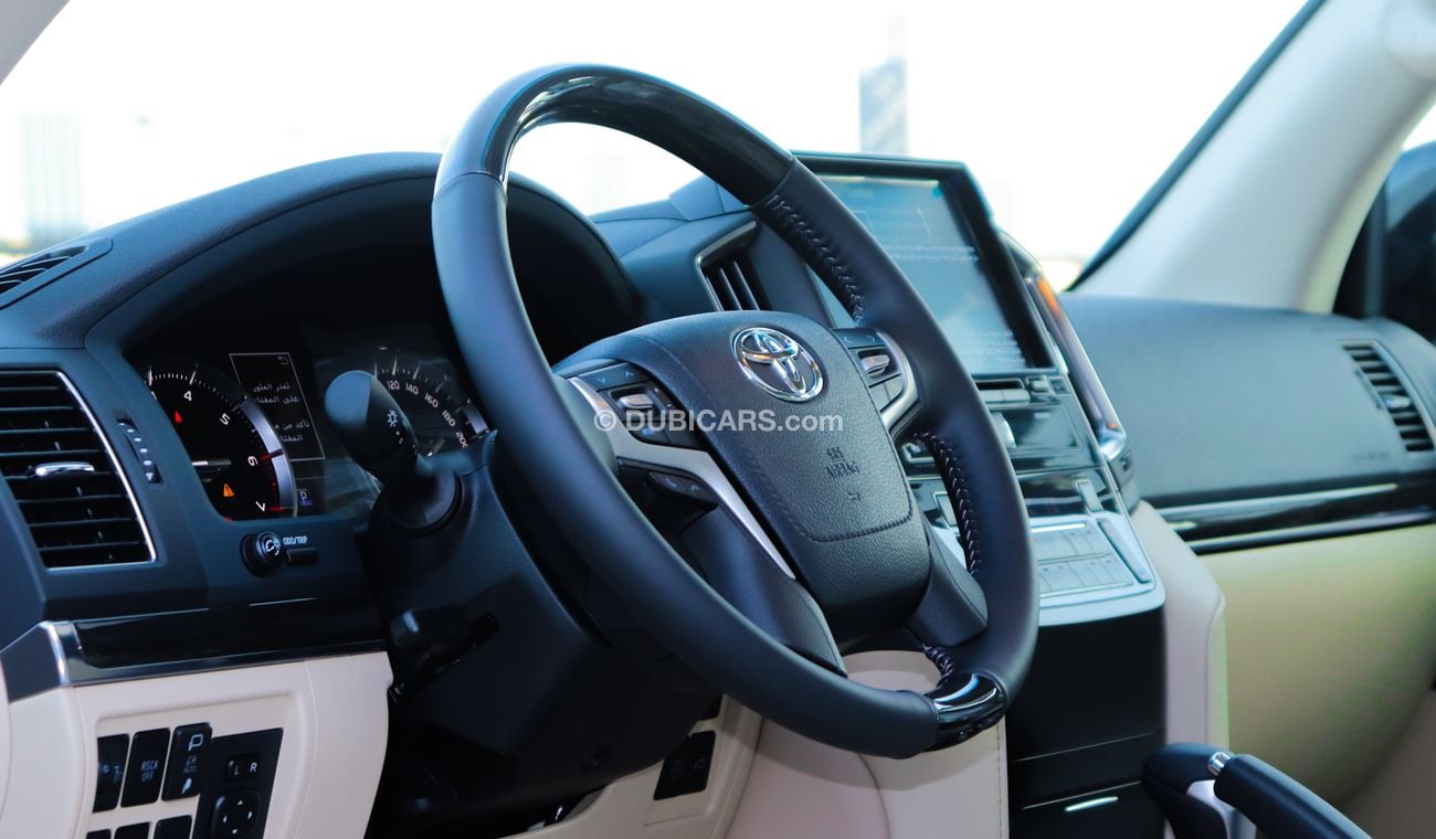 تويوتا لاند كروزر GXR v8