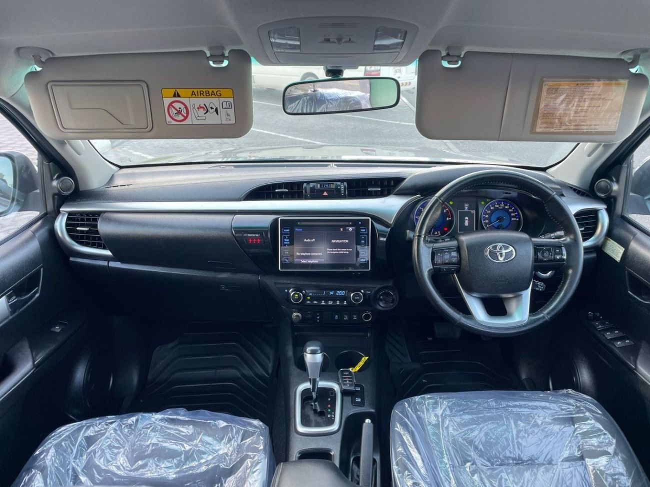 Toyota Hilux DIESEL 2.8 LITER ,RIGHT HAND DRIVE