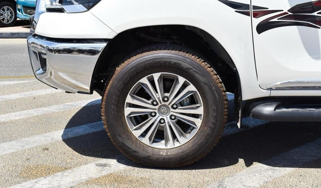 تويوتا هيلوكس S GLX 2.7L 4WD A/T S GLX 2.7L 4WD, KEYLESS ENTRY, PUSH START, SEAT COOLER , MODEL 2024 SAUDI SPECS