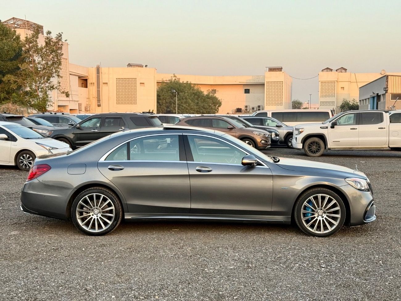 مرسيدس بنز S 550 