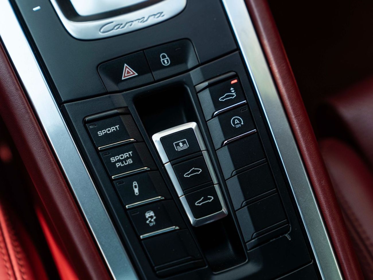 Porsche 911 911 CARRERA 4S • FULL OFFICIAL PORSCHE SERVICE HISTORY • STUNNING COLOUR COMBINATION