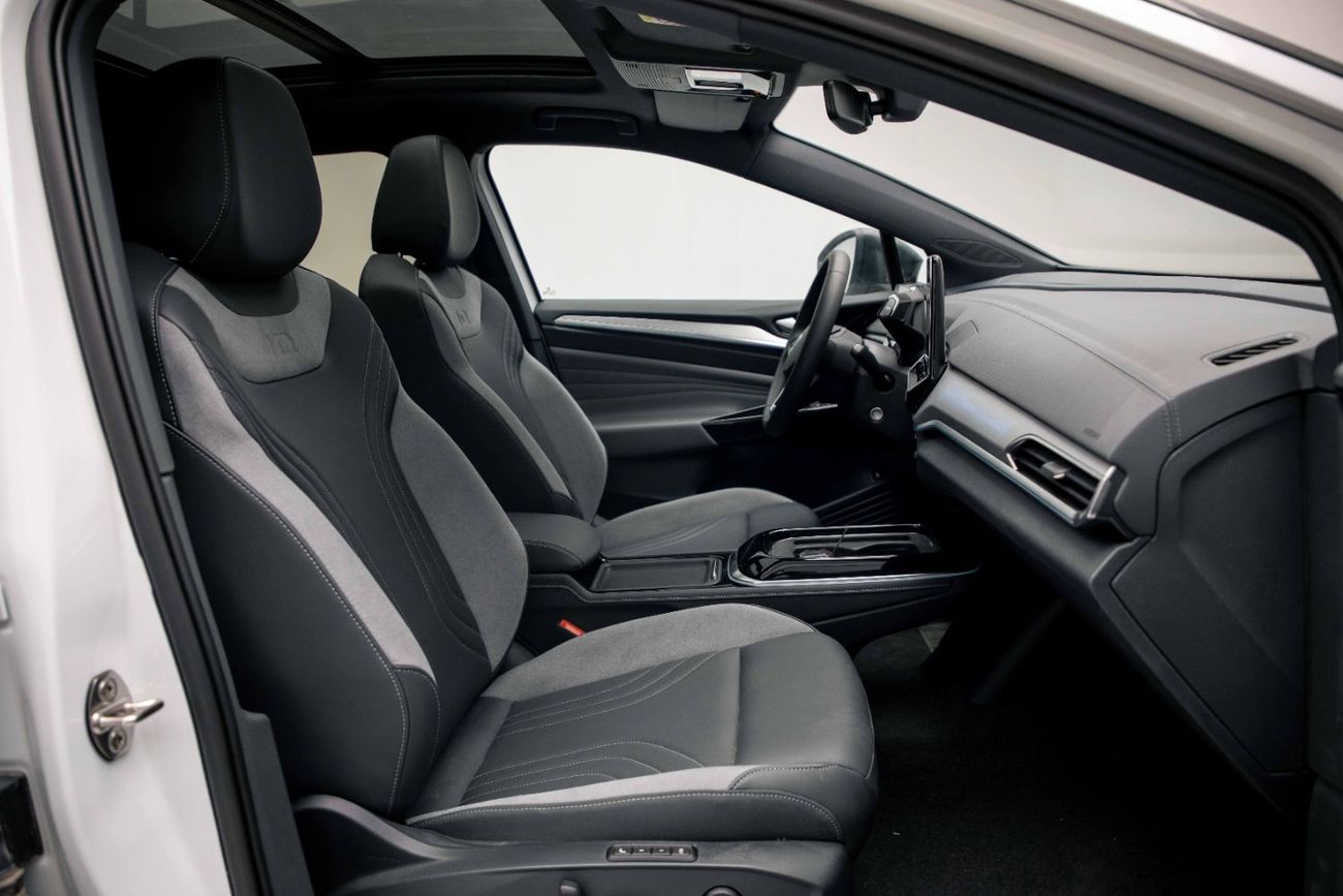 Volkswagen ID.4 Crozz 2024 VOLKSWAGEN ID4 CROZZ PRO - WHITE inside BLACK | Export Only