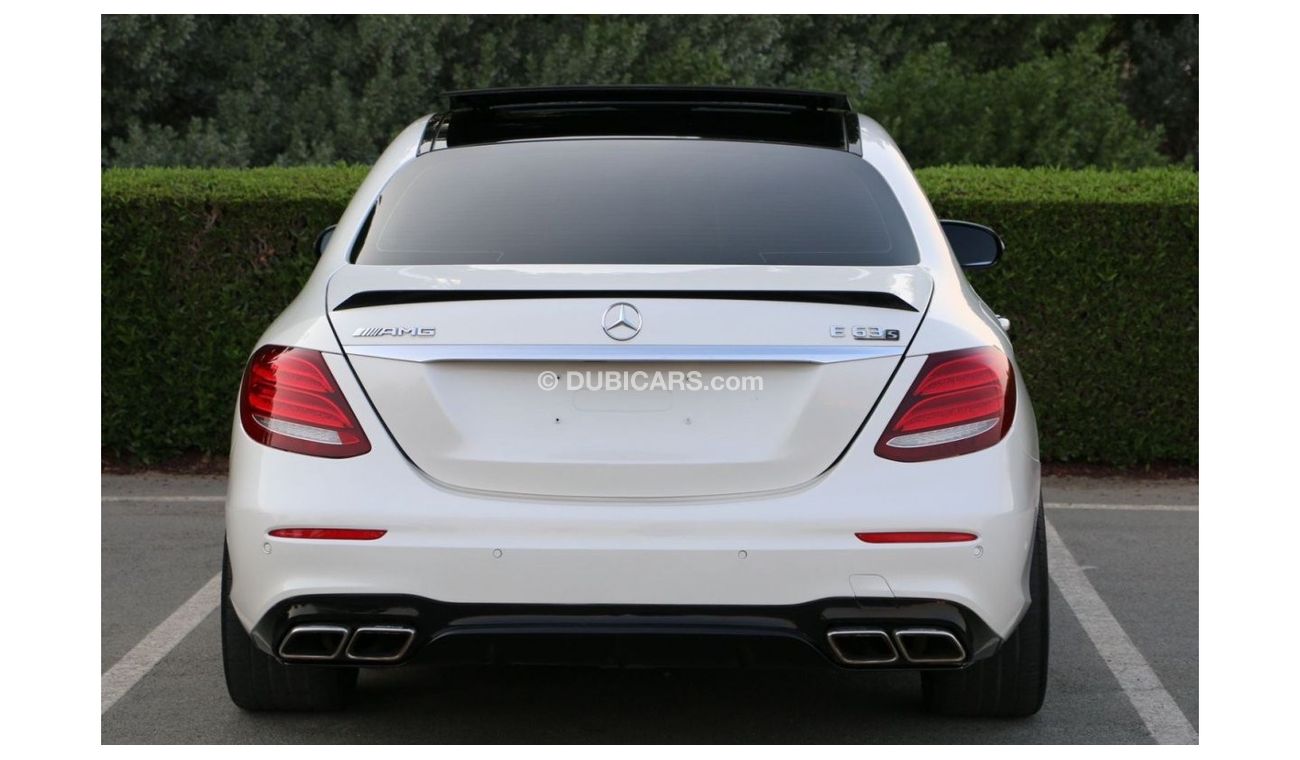 Mercedes-Benz E 36 AMG MERCEDES BENZ AMG E63 2018 FULL OPTION FULL CARBON FIBER