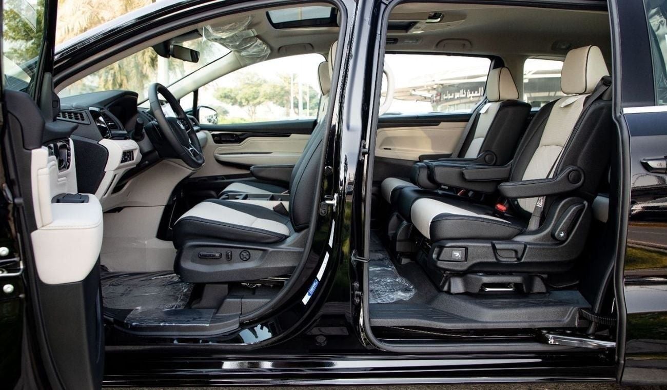هوندا أوديسي Touring GCC/2025/3 years warranty. For Local Registration +10%