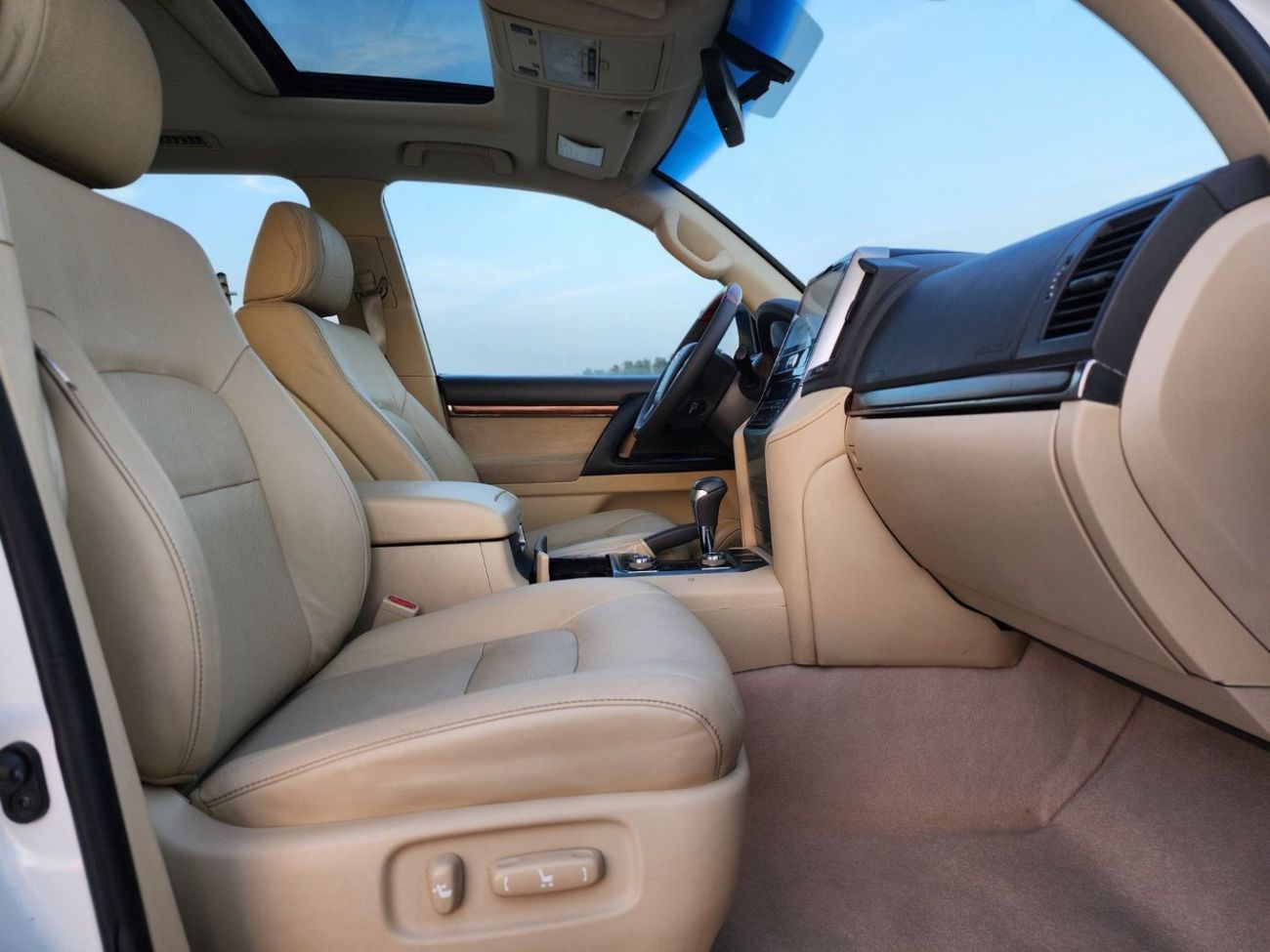 Toyota Land Cruiser GX.R V8