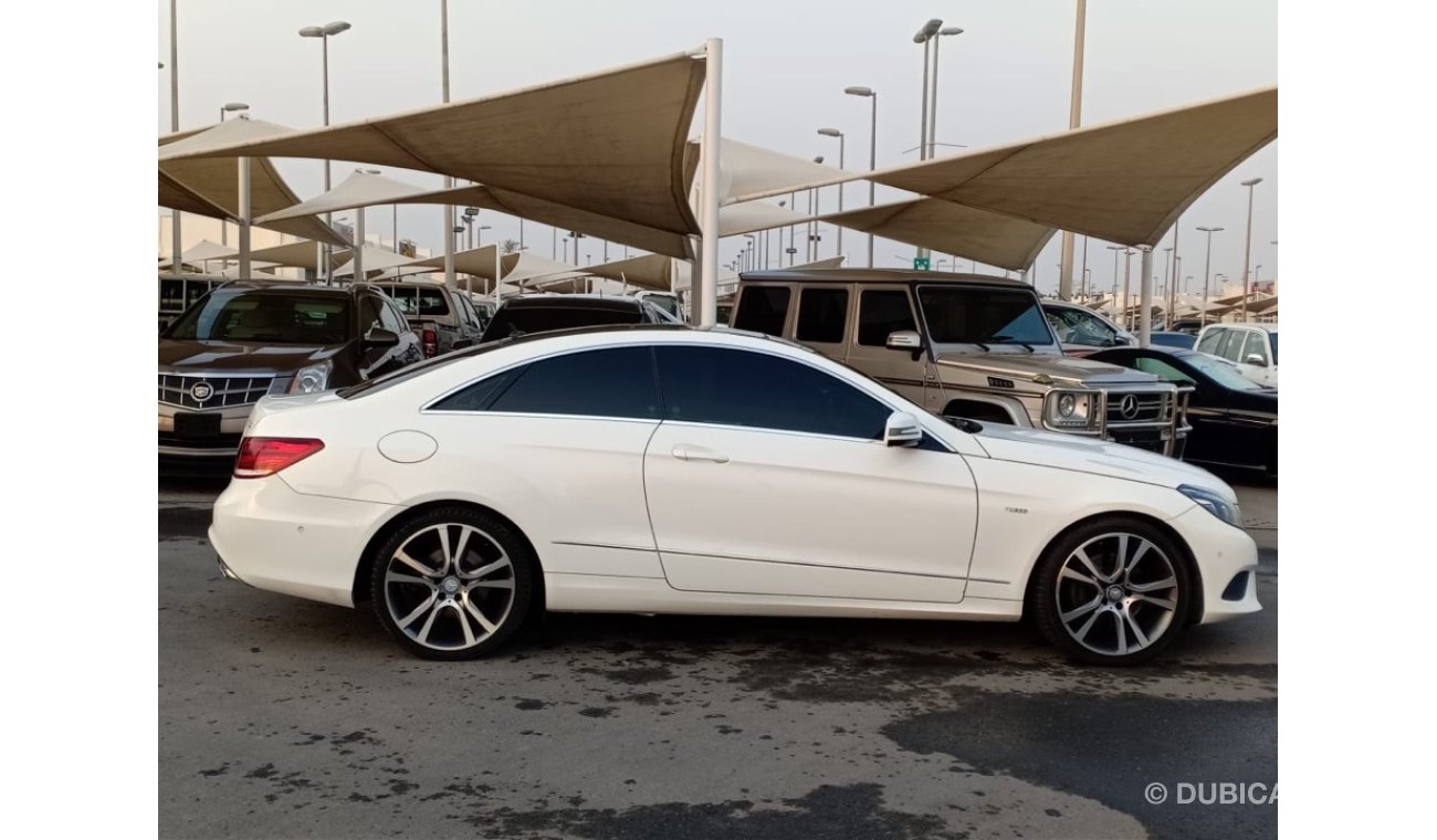 Mercedes-Benz E200 Coupe model 2014 GCC car prefect condition full service full option low mileage o