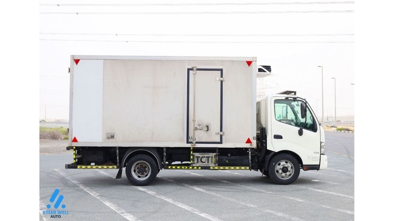 Hino 300 Series 714 2020 | Chiller Box | 4.0L DSL MT | LED Meter Panel | New condition | GCC