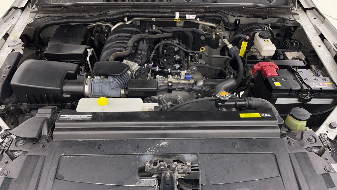 نيسان إكستيرا SE 2.5 | بدون دفعة مقدمة | اختبار القيادة في المنزل