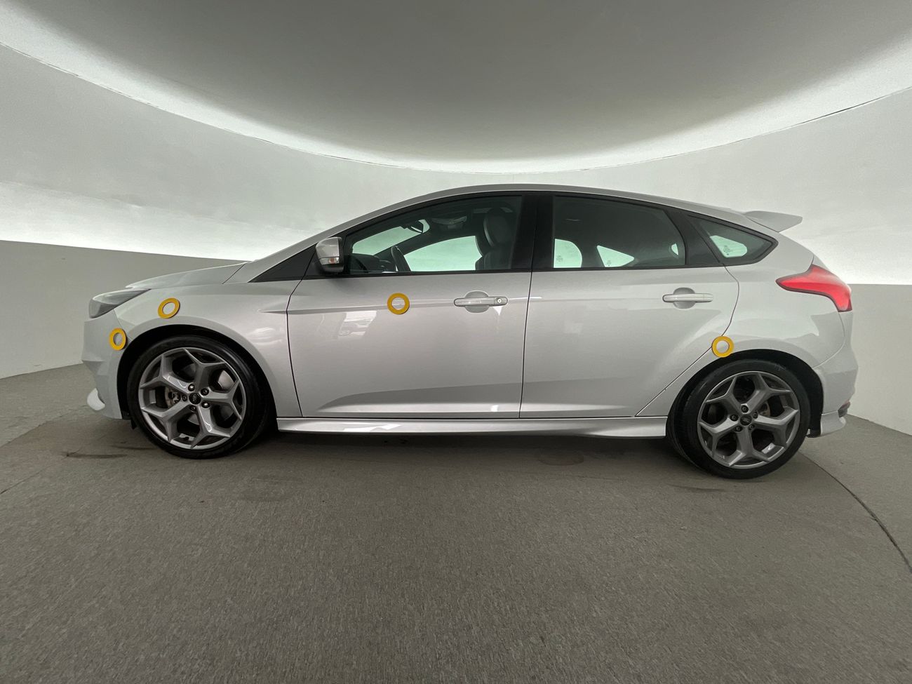 فورد فوكاس ST | شامل الضمان | 0 ﺪﻔﻋﺓ ﺃﻮﻟﻯ