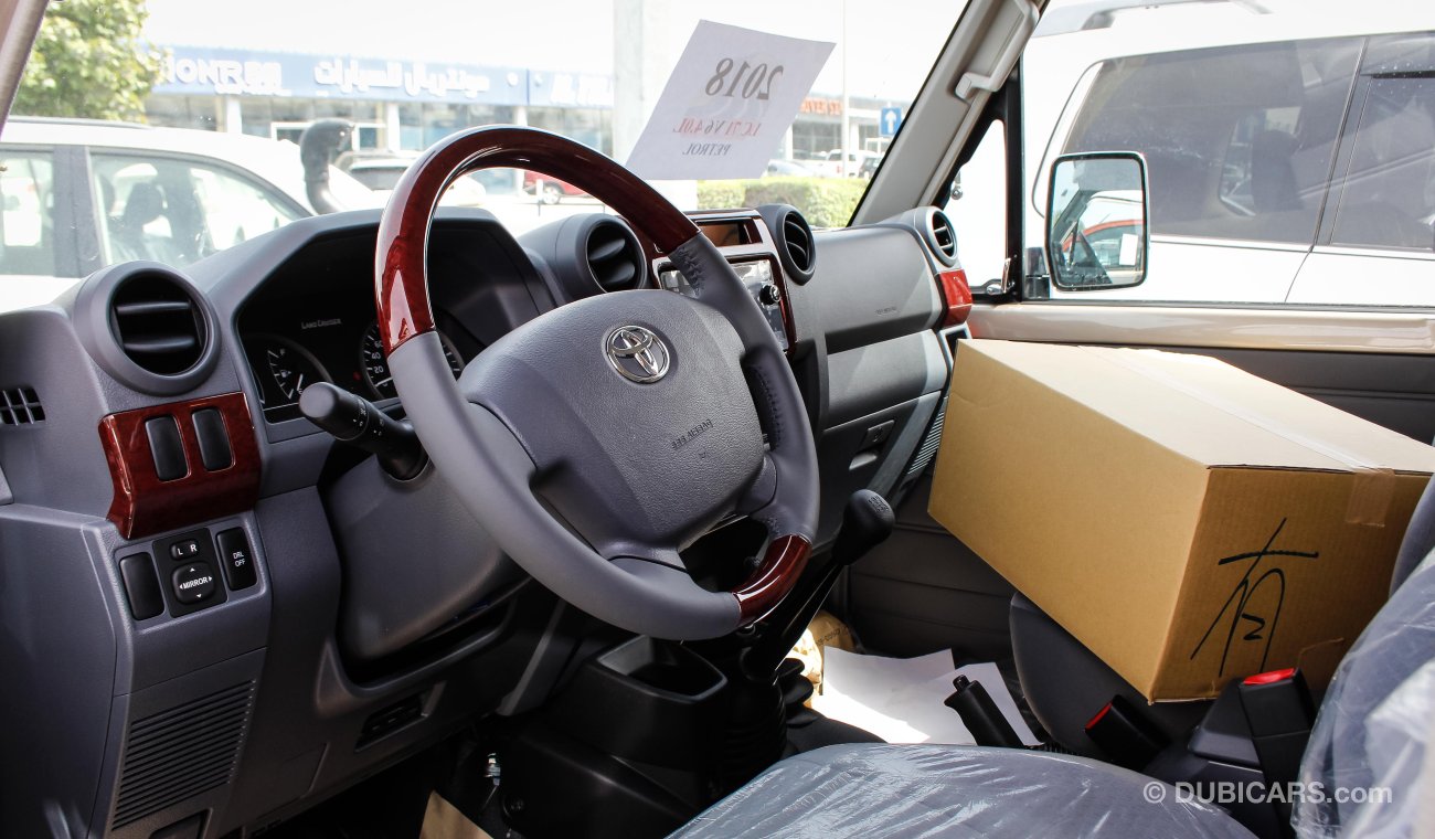 Toyota Land Cruiser 76 Hardtop LX V6 4.0L Petrol 5 Seat Wagon