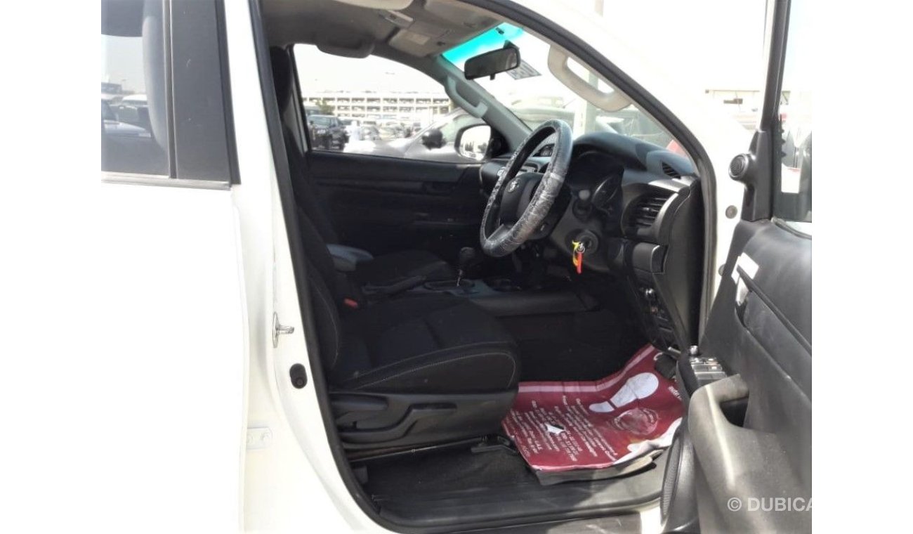 تويوتا هيلوكس Toyota Hilux RIGHT HAND DRIVE (Stock no PM 814)