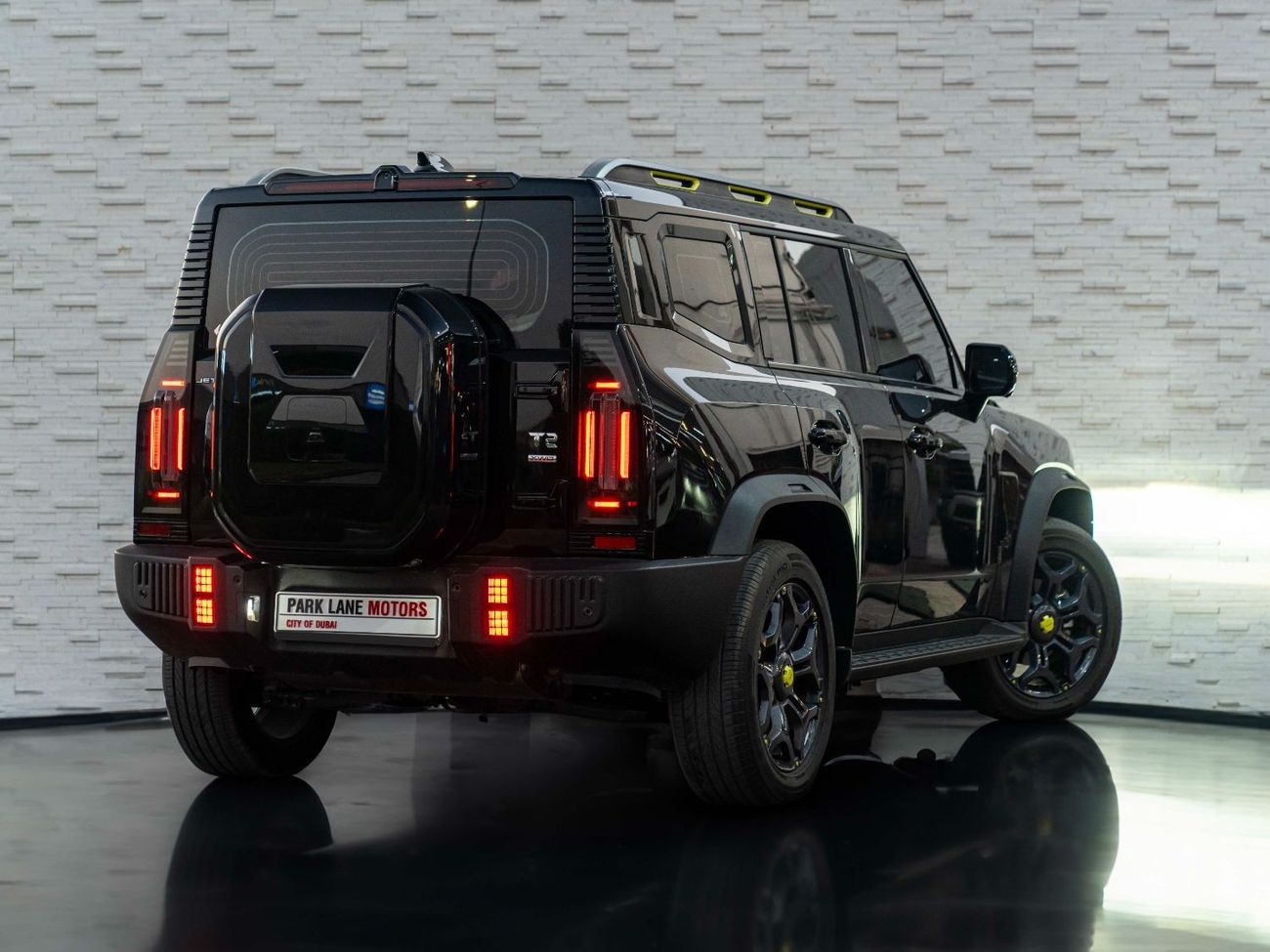 Jetour T2 AED 2,437 PM • T2 LUXURY • ONLY 5K KMS • 2.0 TURBOCHARGED • OFFICIAL JETOUR WARRANTY + SERVICE PLAN