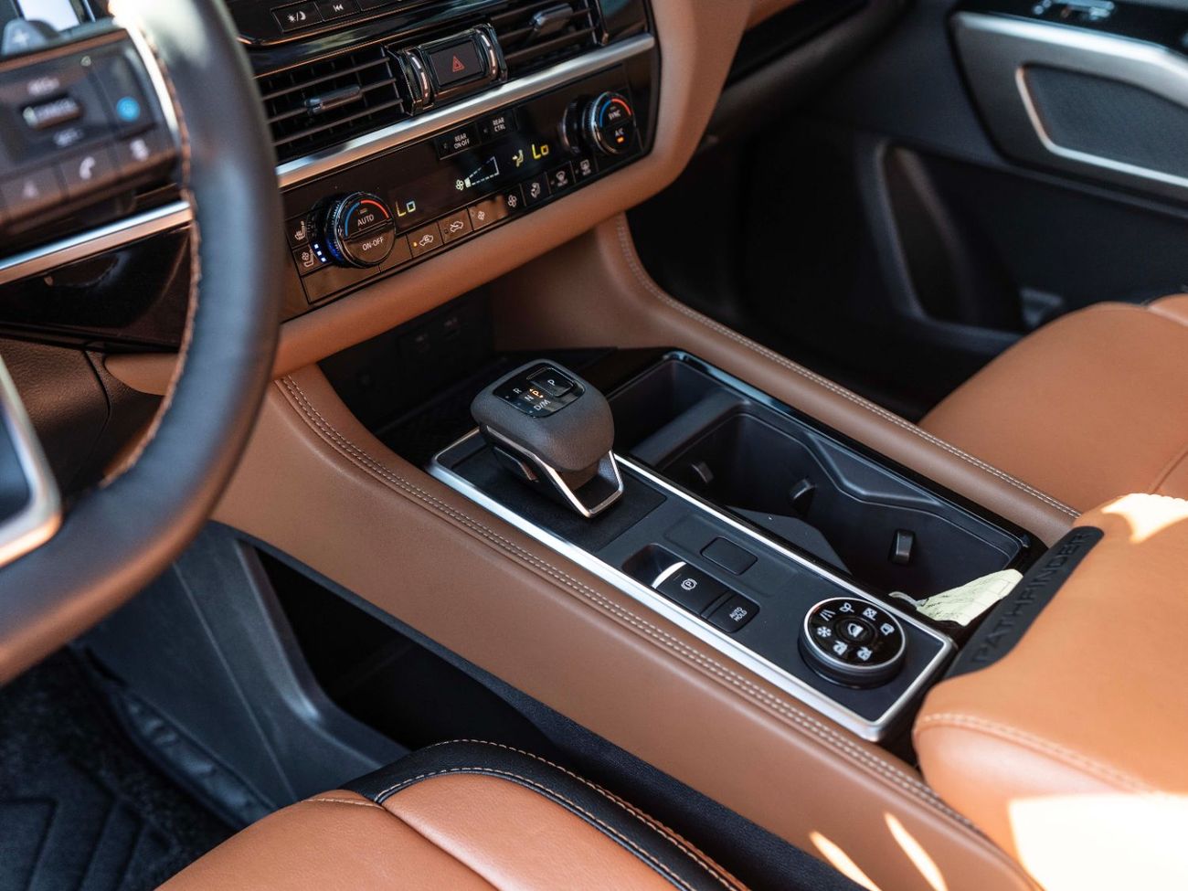 نيسان باثفايندر 3.5L SL 4WD