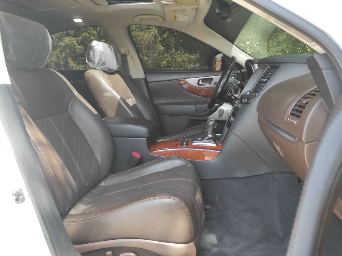 Infiniti Q70 Sports 3.7L Infinity Qx 70 2016 Gcc V6 5 Camera full options no1