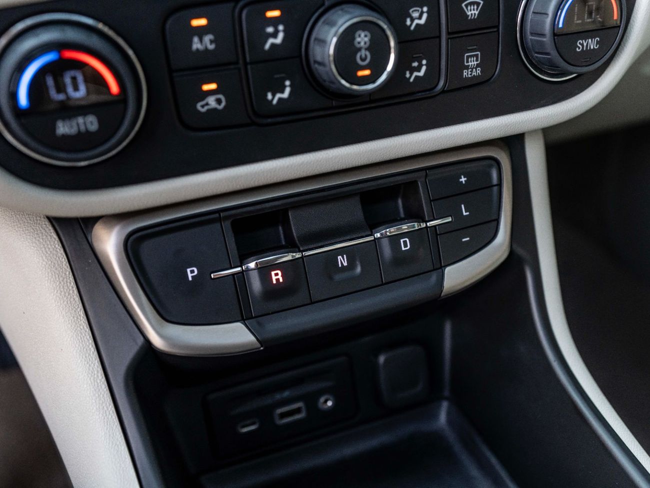 جي أم سي تيرين Denali