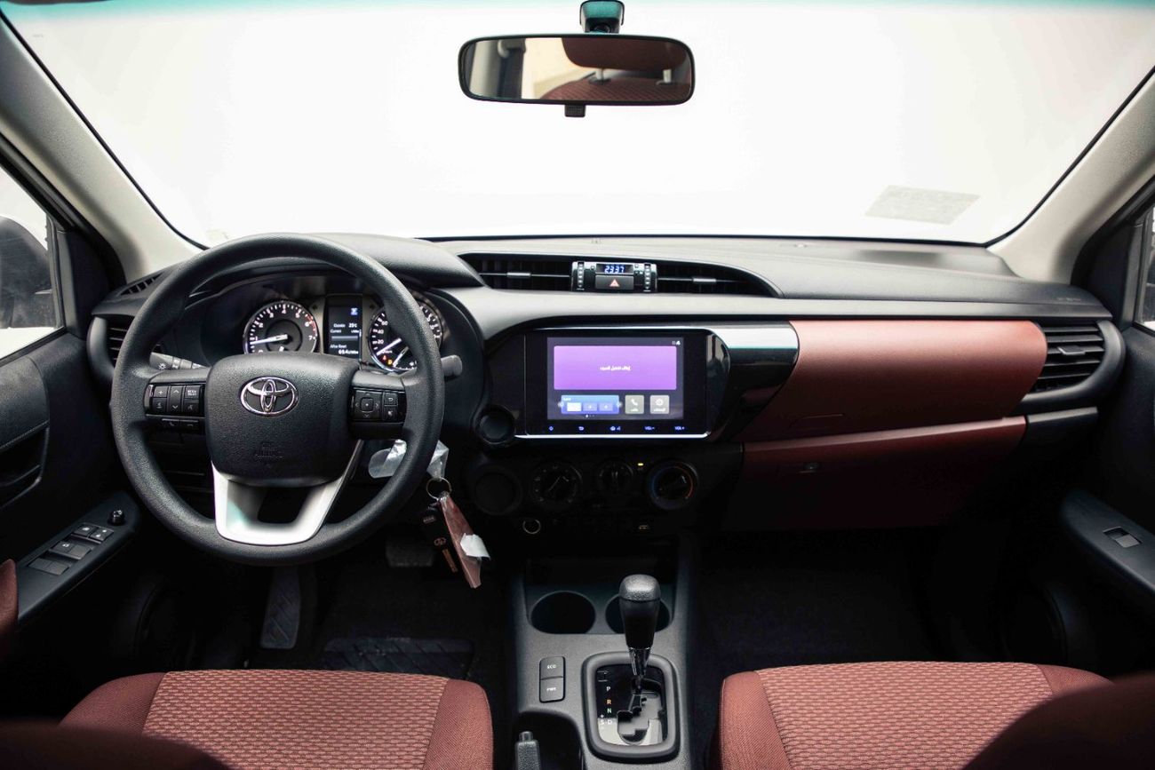 Toyota Hilux 4X2 - 2.7L – Super White Inside Red | Export Only