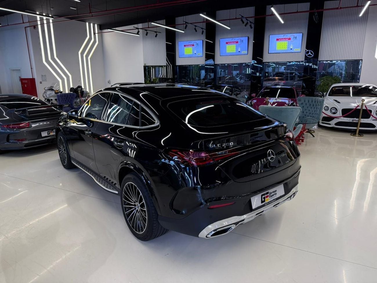 Mercedes Benz GLC Coupe 200 EID AL ADHA OFFER  / Only 4.400 MP Or 295KAED - 5 YEARS MERCEDES DEALERSHIP WARRANTY