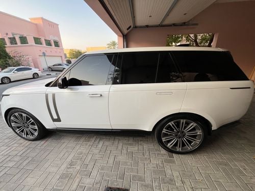 Land Rover Range Rover P530 V8 Under warranty of altayer and contract with PPF from NVN british brand with 10 year warranty