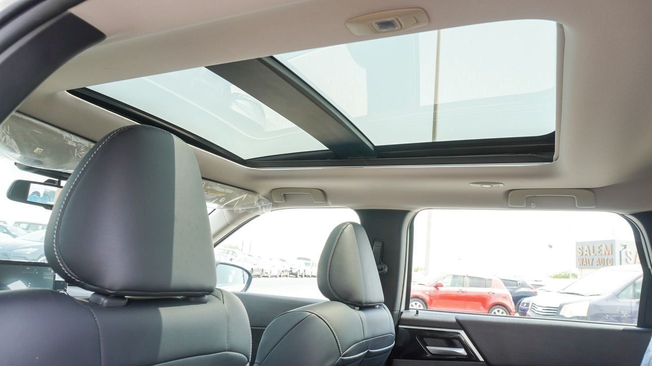 Mitsubishi Outlander Brand New Mitsubishi Outlander High Line 2025 For Export 2.5L Petrol A/T|Silver/Black|OUTLANDER-HL-2