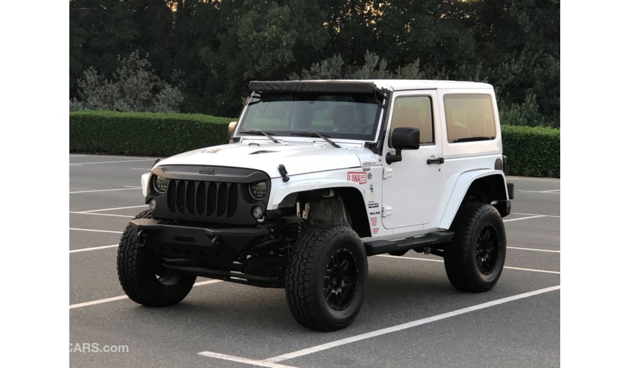 Jeep Wrangler Sport MODEL 2016  original paint GCC car perfect condition inside and outside full option one  owner