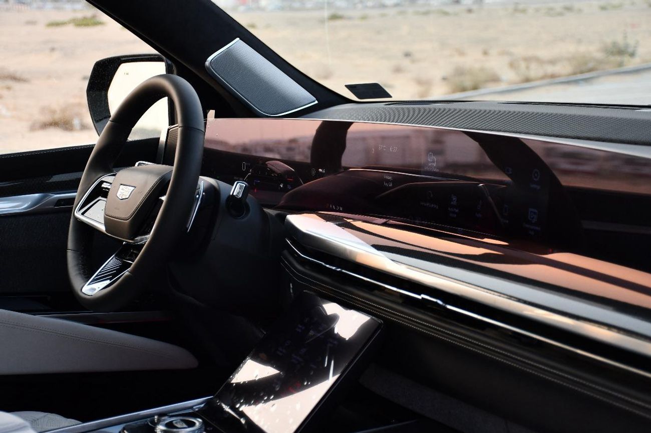 Cadillac Escalade Premium Luxury Platinum 6.2L 4WD