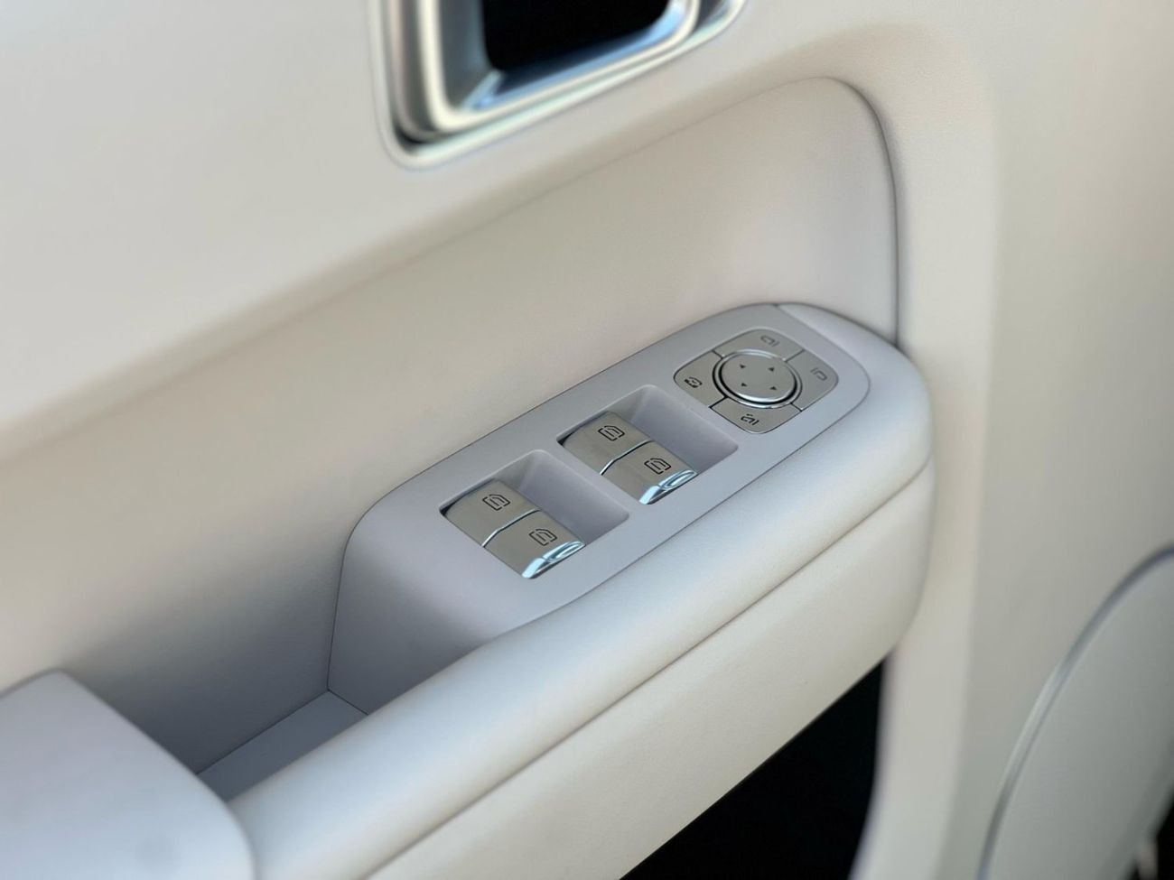 Li Auto L9 LI AUTO L9 ULTRA MODEL 2024- ВЫГОДНАЯ ЦЕНА