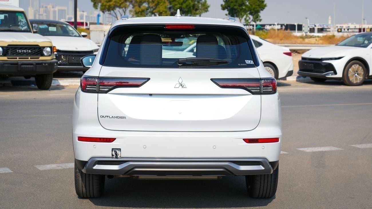 Mitsubishi Outlander Brand New 2026 Mitsubishi Outlander Medium Line (G05) 2.5L | 7-Seater SUV | GCC Spec | Export Only