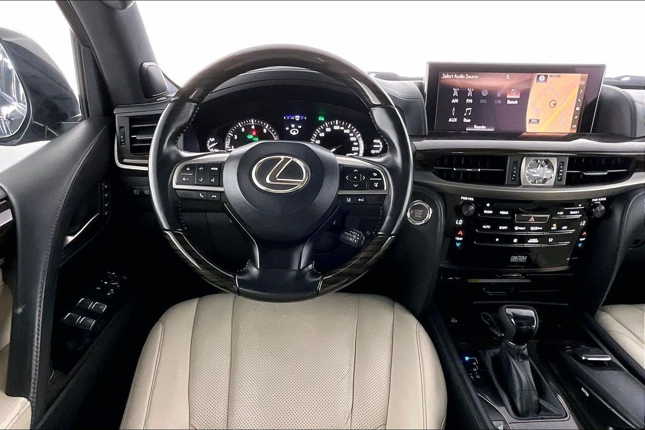 Lexus LX 570 Signature | National Day Celebration | Guaranteed Warranty | 0 Down Payment