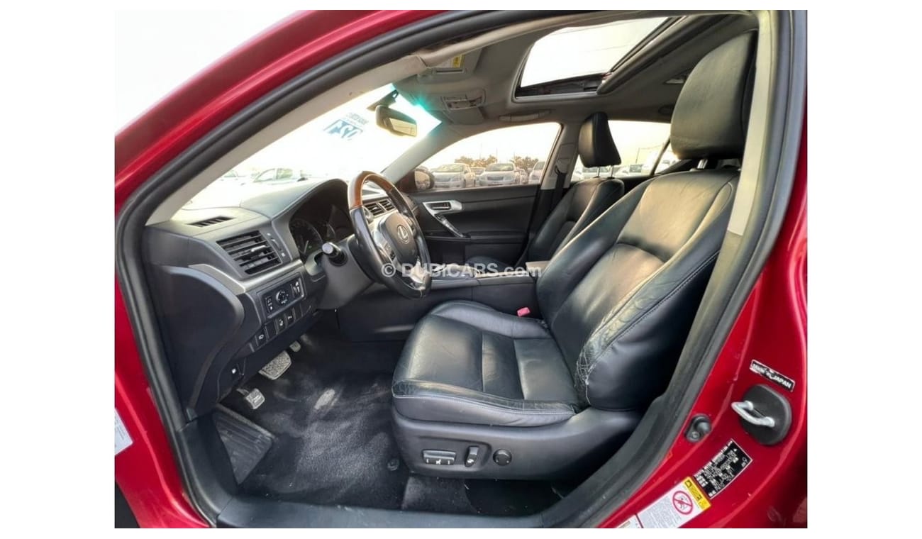 Lexus CT 200h 2011 Lexus CT 200H Hybrid Full Option Very Well Maintained Vehicle