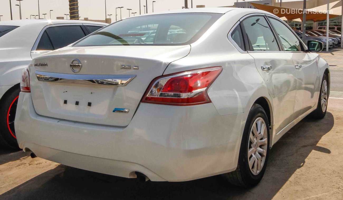 Nissan Altima 2.5 S