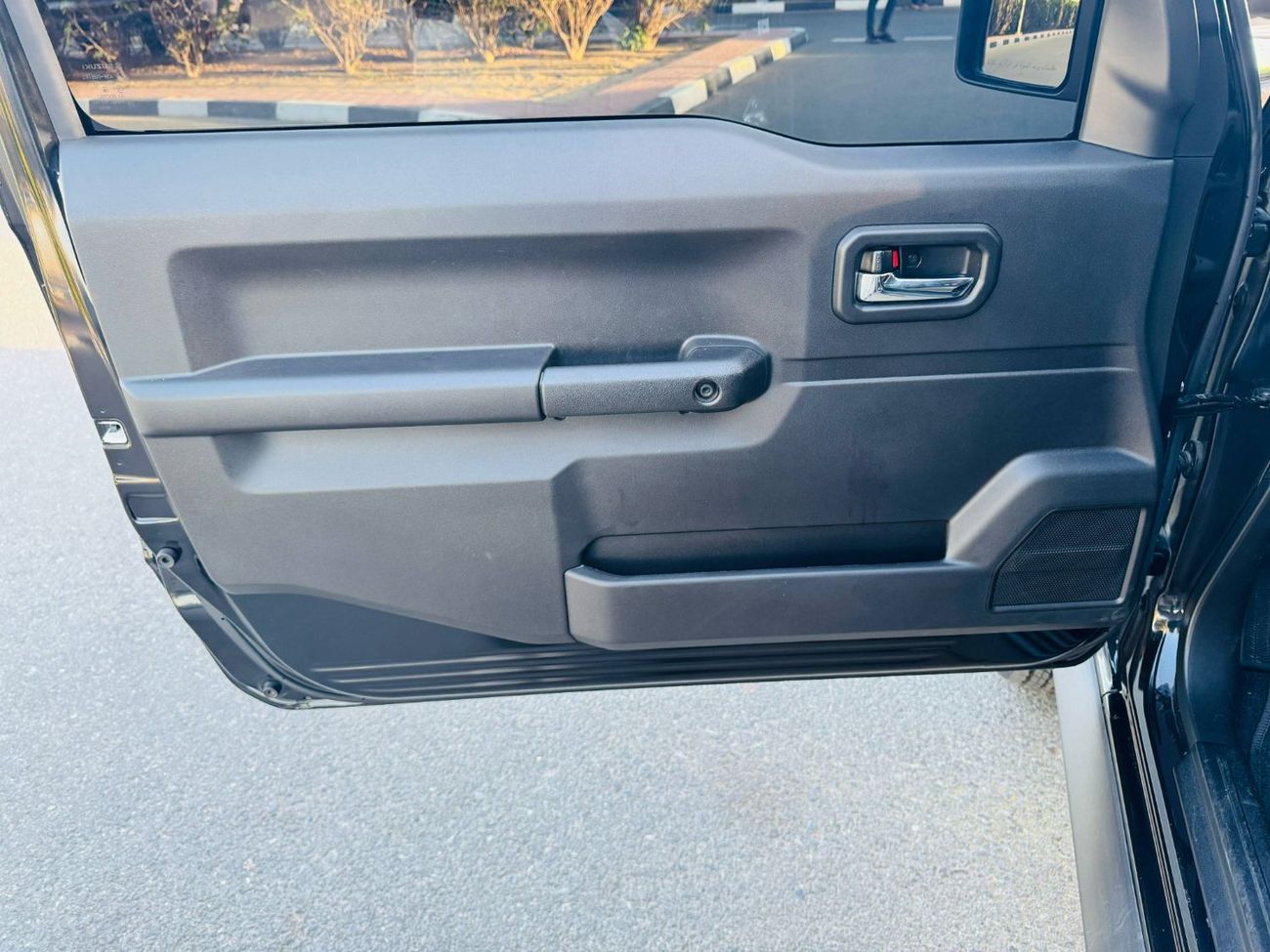 سوزوكي جيمني GLX 1.5L (3-Doors) GCC SPEC NEAT AND CLEAN