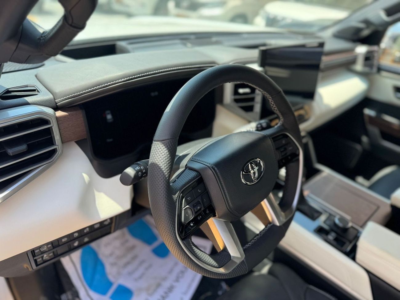 تويوتا سيكويا Toyota Sequoia Capstone