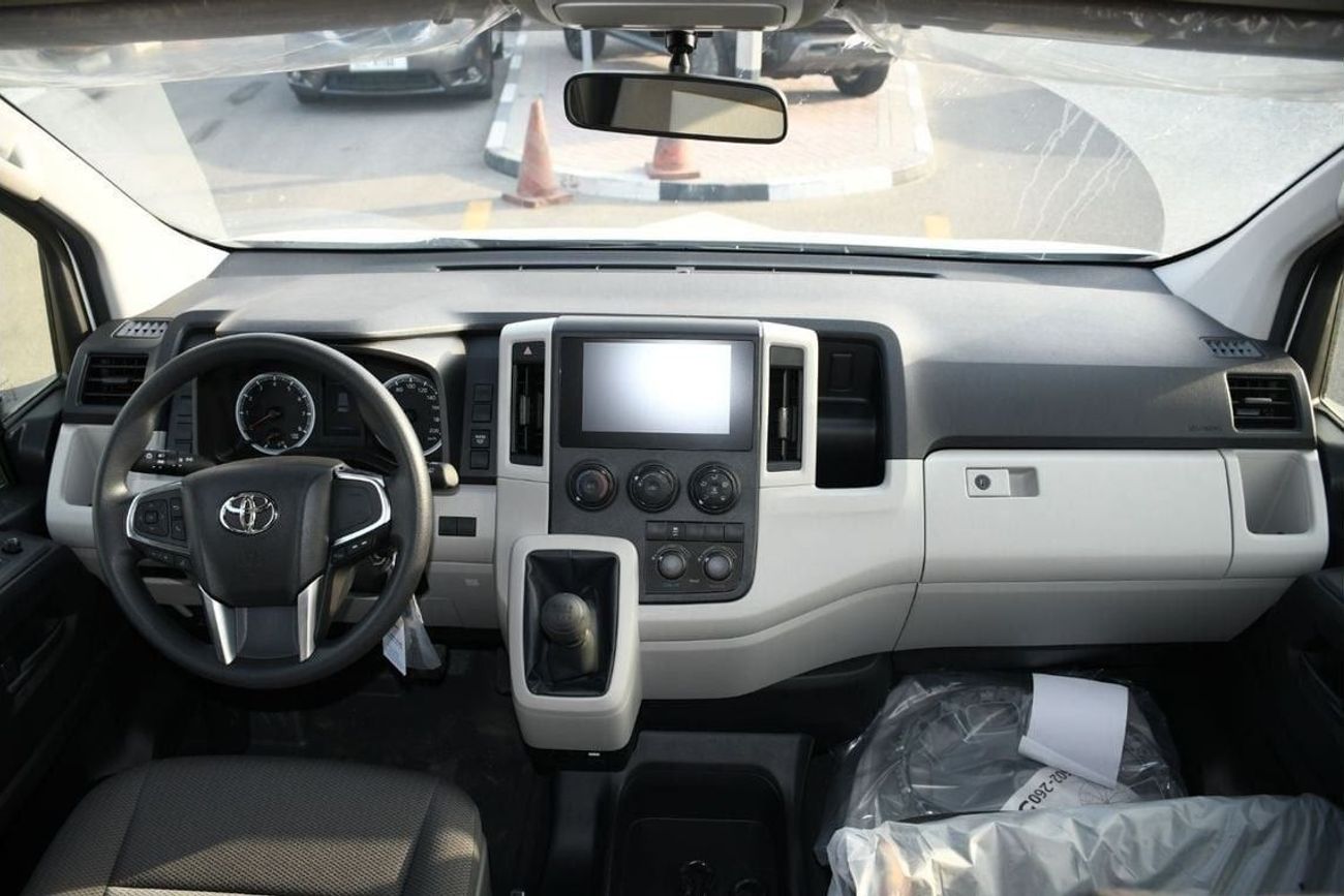 Toyota Hiace Hiace 3.5L MT With Rear Heater