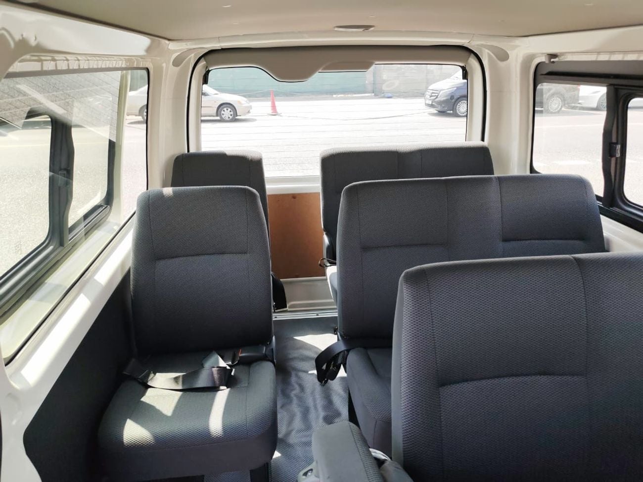 Toyota Hiace 2026 Toyota Hiace Standard-Roof 15-Seater 2.7L 4-Cyl Petrol M/T RWD (Old-Shape)
