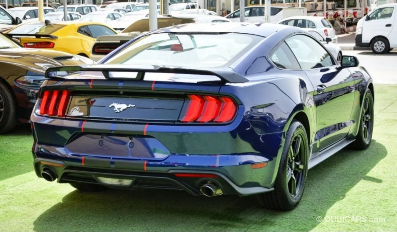 Ford Mustang EcoBoost SOLD!!!!*LOW MILES* Mustang V4 Turbo 2018/Leather Interior/Very Good Condition