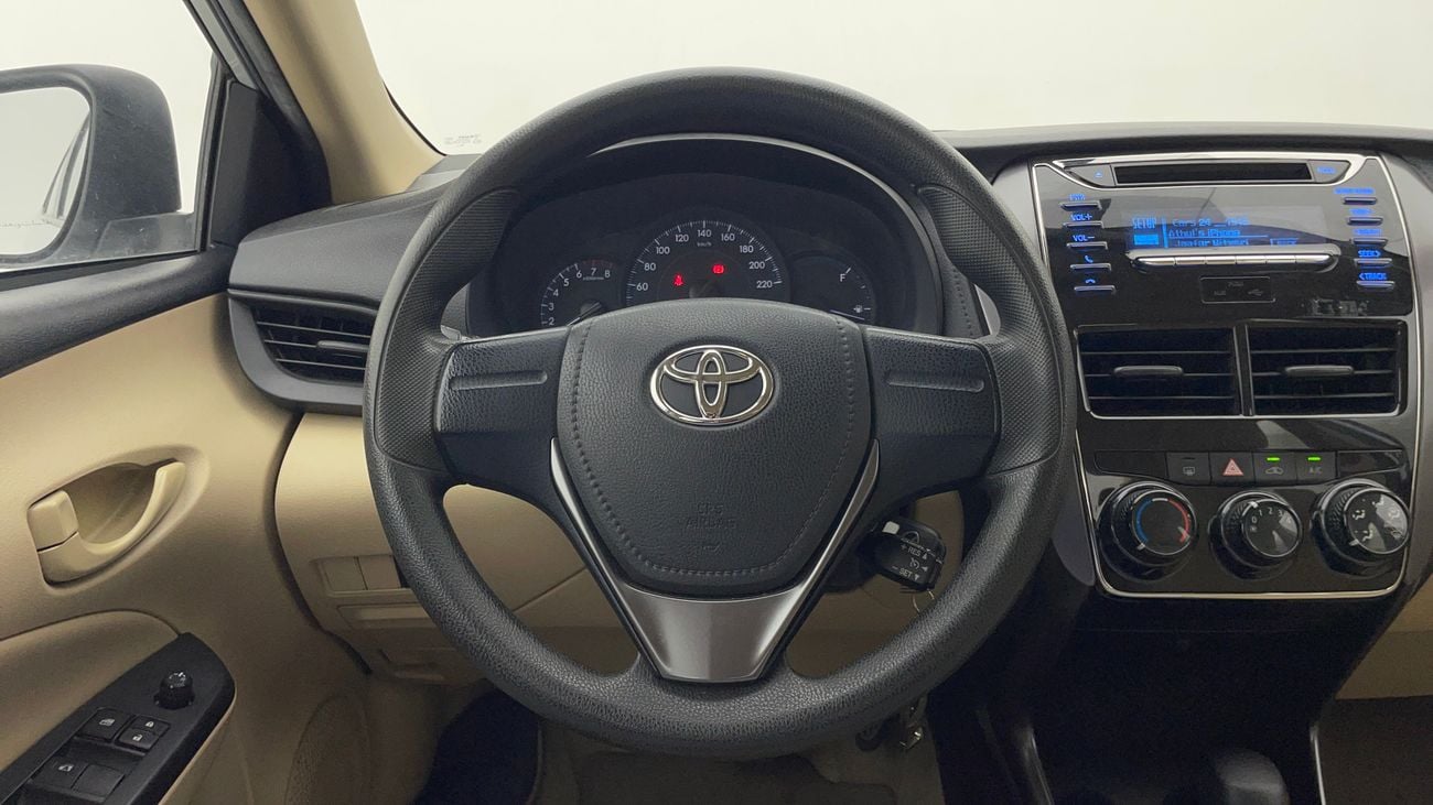 تويوتا يارس E 1.5 | بدون دفعة مقدمة | اختبار القيادة في المنزل