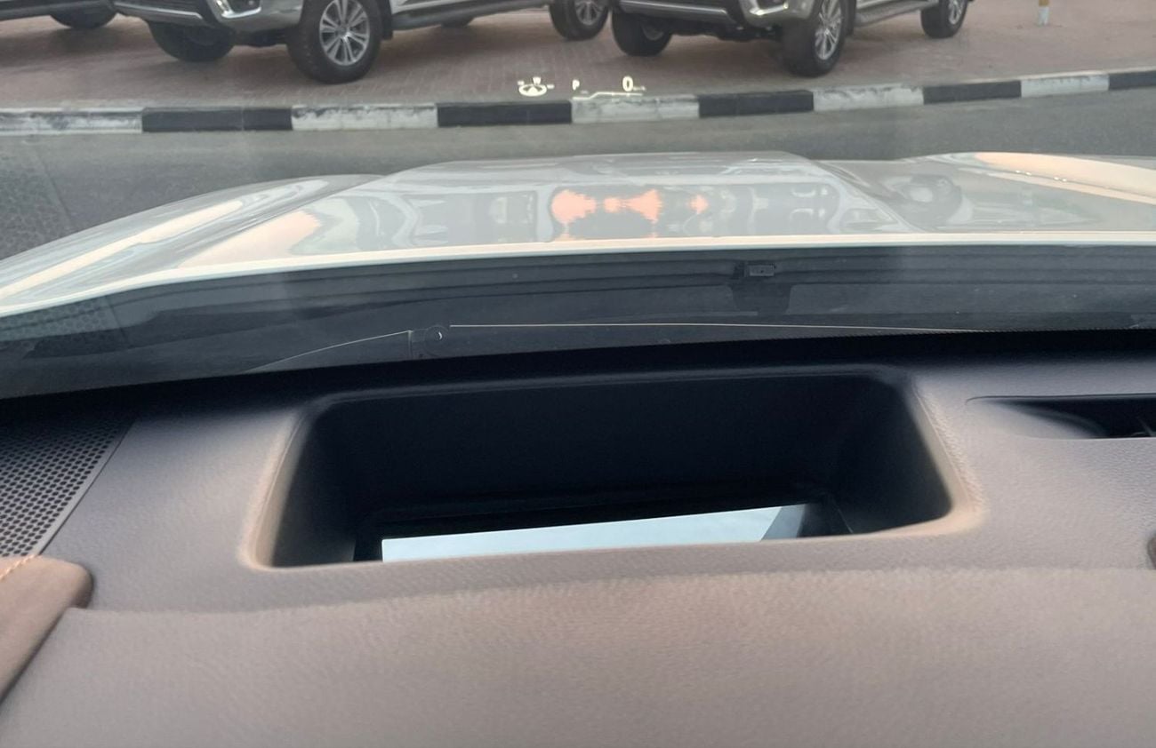 Toyota Highlander VXR 2020 Toyota Highlander Platinum VX.R Gcc Specs - Hybrid 2.5L V4 - Al Futtaim Serviced - HUD 360*