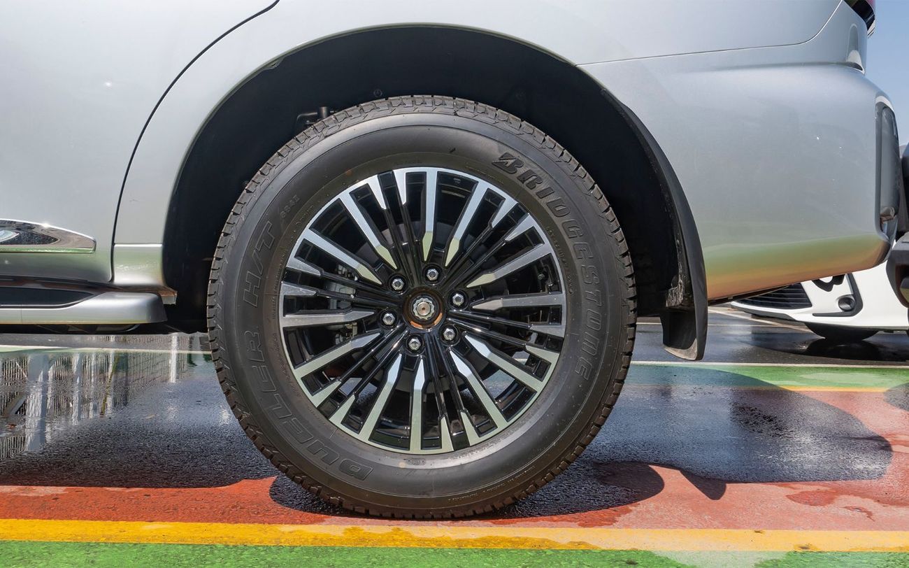 نيسان باترول Nissan patrol LE Platinum V8 5.6L petrol 2024