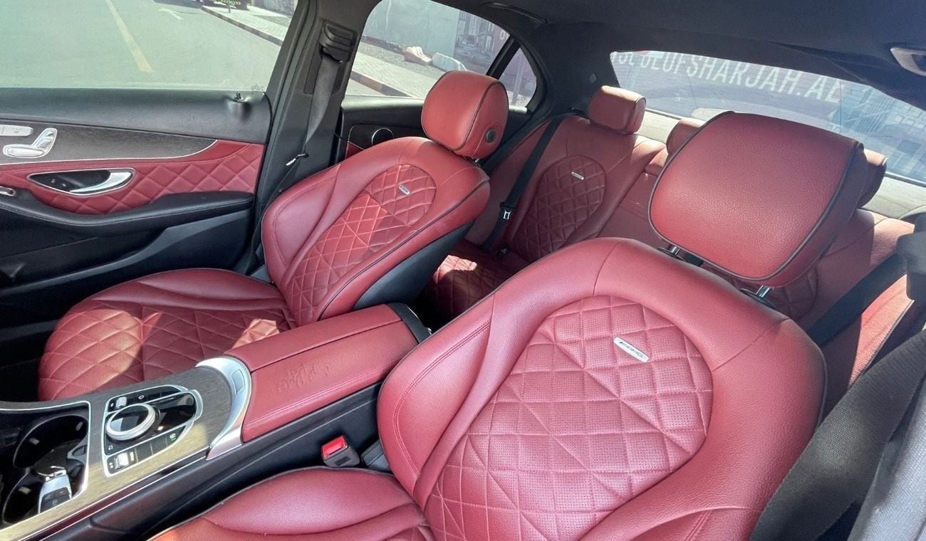 Mercedes-Benz C 300 Sport 2.0L (258 HP)