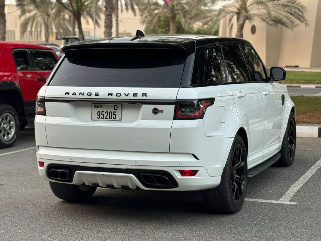 لاند روفر رينج روفر سبورت RANGE ROVER SPORT SVR V8  2019 GCC