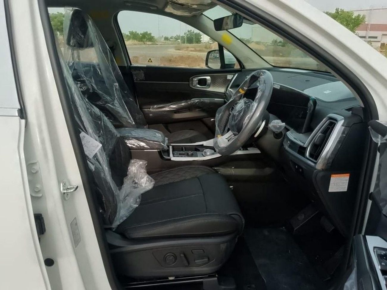 كيا سورينتو Kia Sorento 1.6L T AWD HEV Petrol