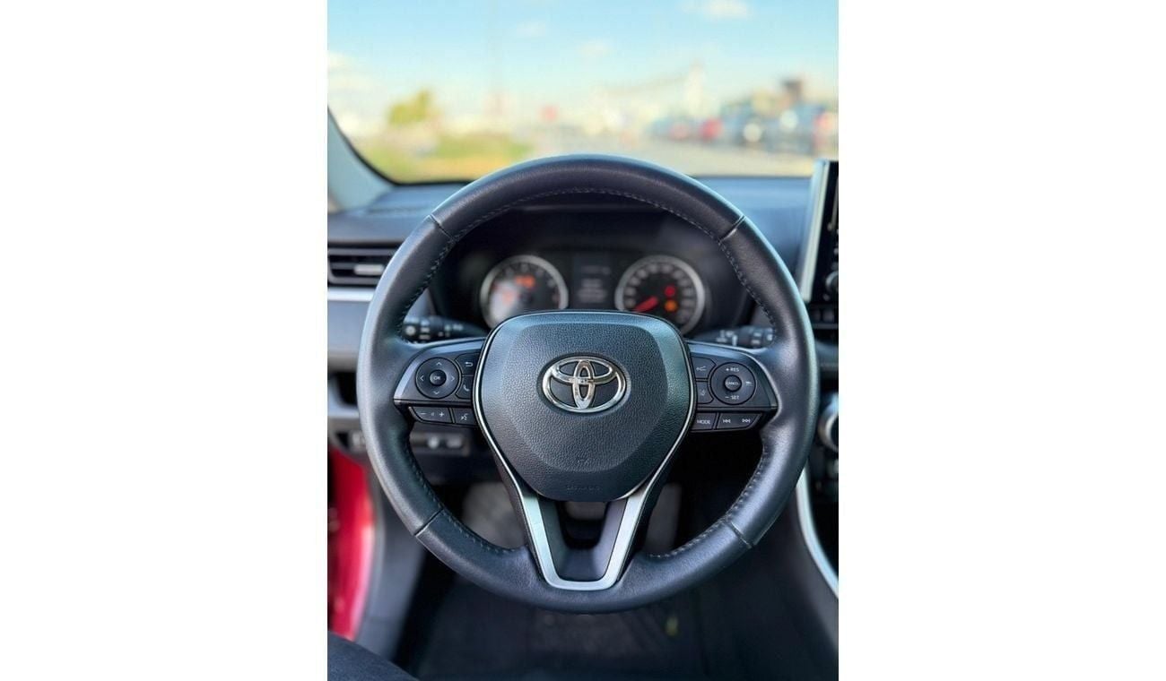 Toyota RAV4 TOYOTA RAV4 XLE premium Full Option